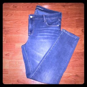 Old Navy RockStar 24/7 light Jeggings
